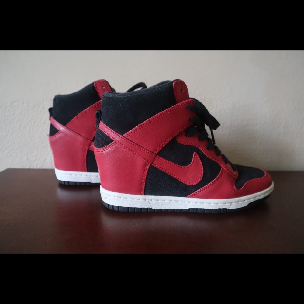 Nike Sky Hi Dunks